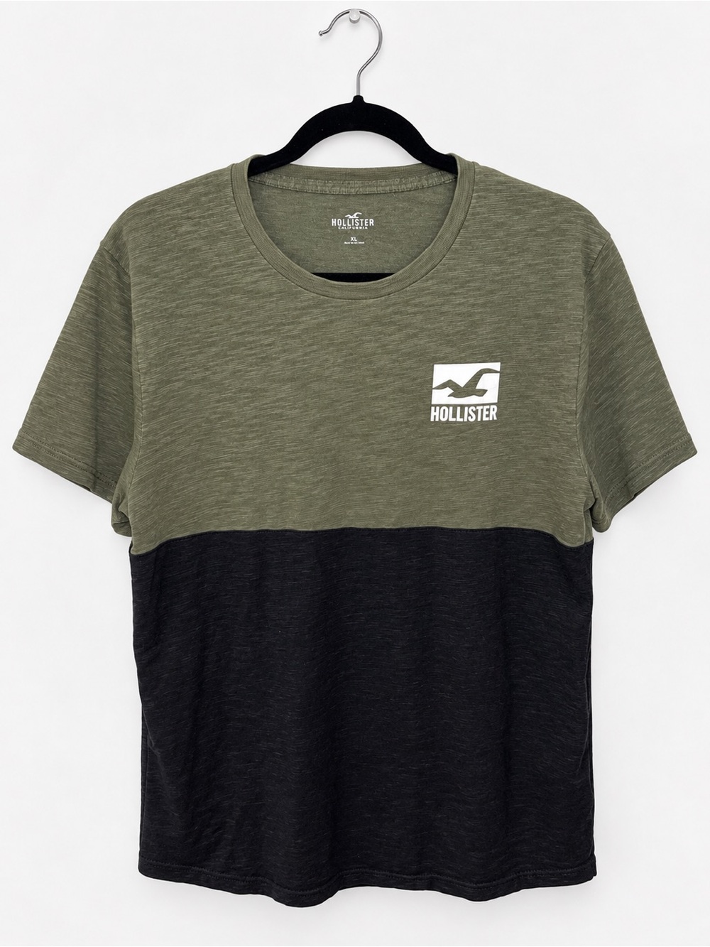 Hollister Men’s XL Colorblock T-Shirt Olive Green Black Logo Tee